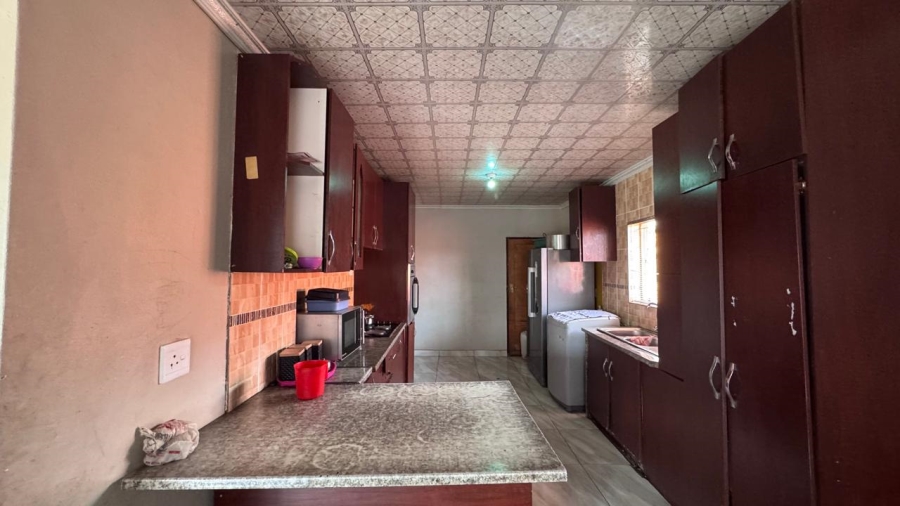 3 Bedroom Property for Sale in Galeshewe Northern Cape